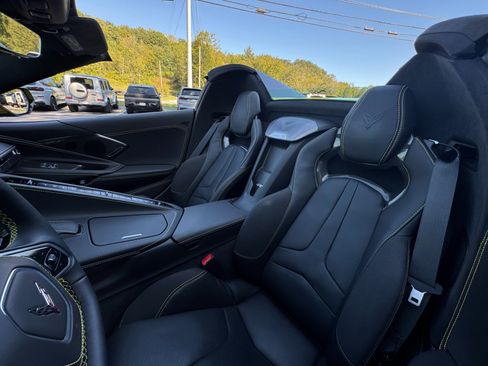 Used 2023 Chevrolet Corvette Stingray Premium Conv RWD image 50