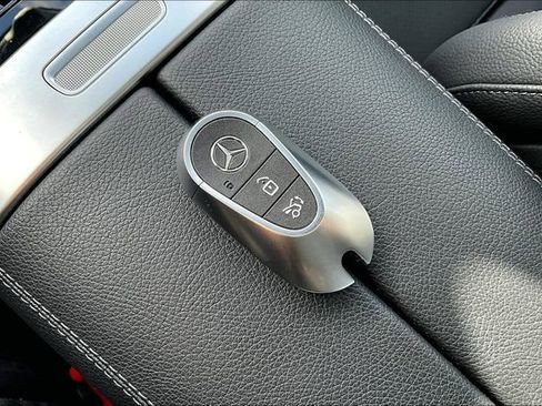 Used 2024 Mercedes-Benz C 300 4MATIC Sedan image 34