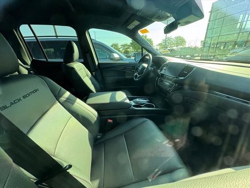 Used 2026 Honda Ridgeline Black Edition image 3