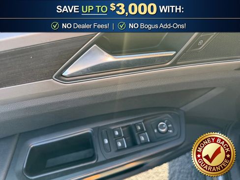 Used 2019 Volkswagen Atlas SE image 16