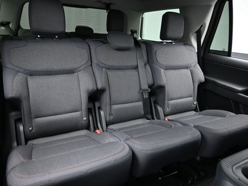 New 2025 Ford Expedition Active image 33