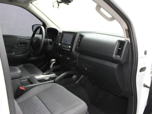 Used 2022 Nissan Frontier S w/ Technology Package AWD/4WD image 10
