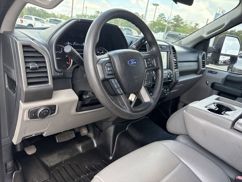 Used 2020 Ford F250 XL w/ STX Appearance Package image 13