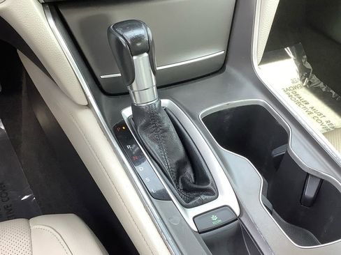 Used 2018 Honda Accord EX-L image 22