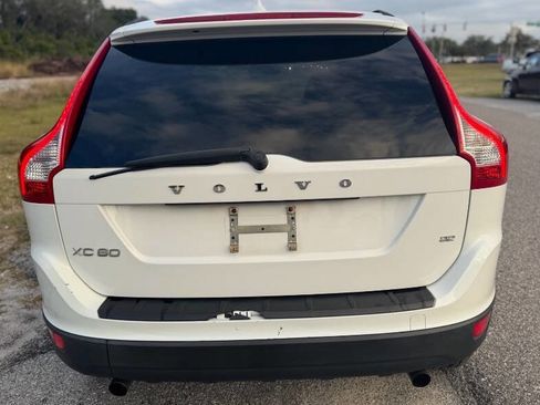 Used 2010 Volvo XC60 3.2 image 11
