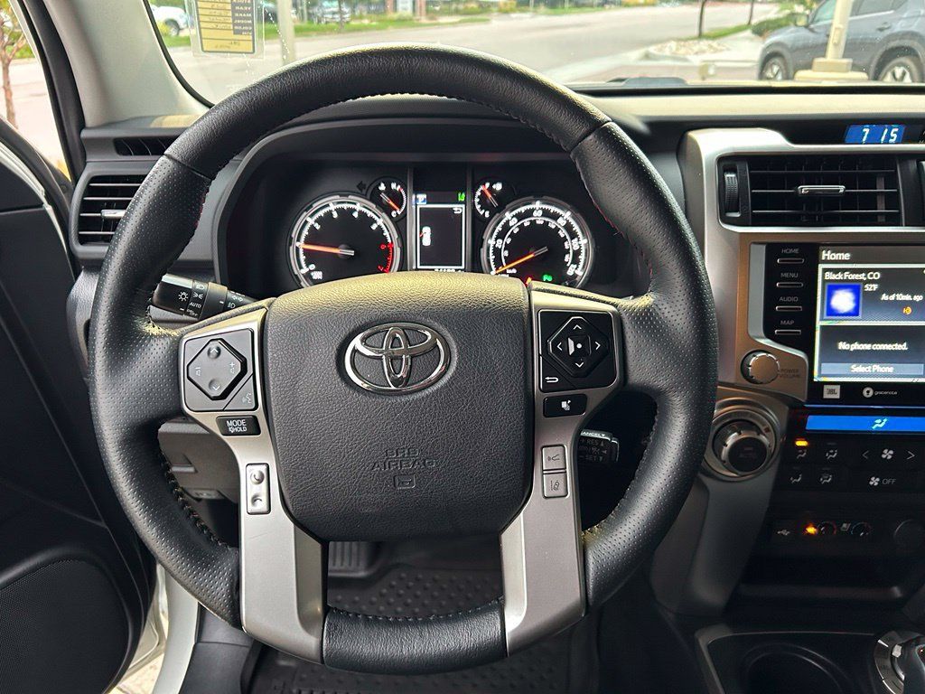 Used 2023 Toyota 4Runner Limited AWD/4WD image 22