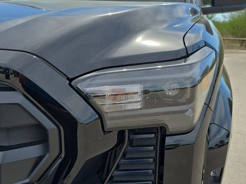 New 2026 Toyota Tacoma SR5 image 30
