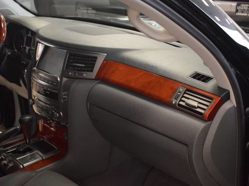 Used 2008 Lexus LX 570 4WD image 38