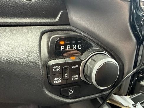 Used 2024 RAM 1500 Big Horn AWD/4WD image 20