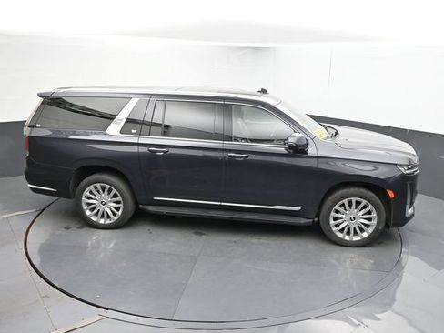 Used 2023 Cadillac Escalade ESV Premium Luxury AWD/4WD image 39