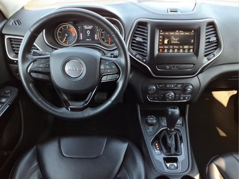 Used 2019 Jeep Cherokee Latitude Plus image 15