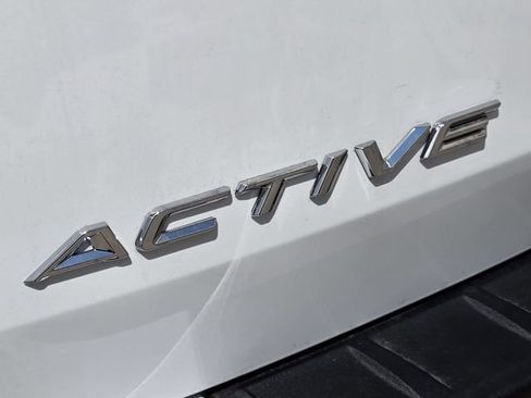 New 2026 Ford Explorer Active RWD image 7