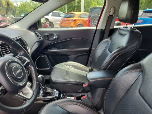 Used 2019 Jeep Compass Limited FWD image 20