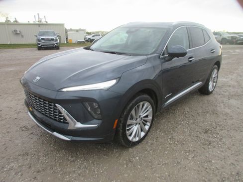 New 2026 Buick Envision Avenir image 10