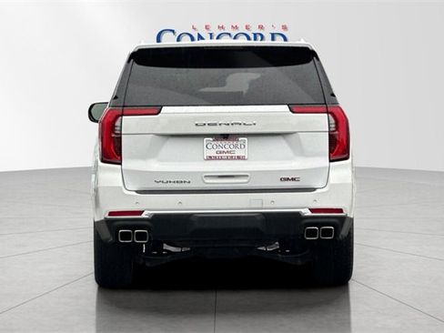 Used 2025 GMC Yukon Denali image 5