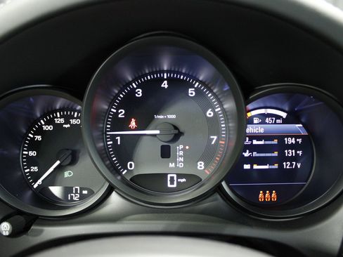 New 2026 Porsche Macan image 34