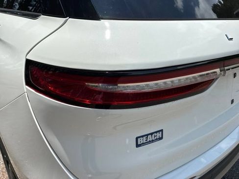 Certified 2023 Lincoln Corsair Reserve FWD image 13