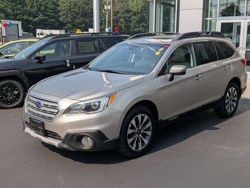 Used 2016 Subaru Outback 2.5i Limited AWD/4WD image 7