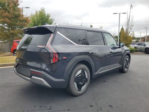 New 2026 Kia EV9 Wind image 4