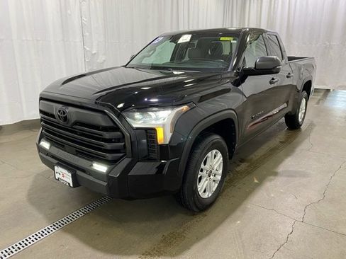 Used 2024 Toyota Tundra SR5 w/ SR5 Premium Package image 8