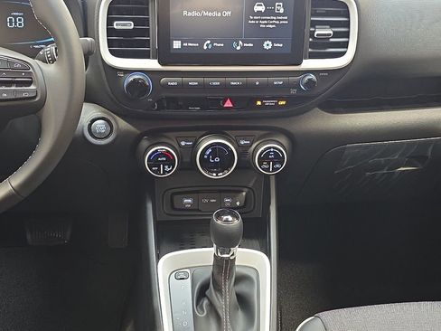 New 2026 Hyundai Venue SEL FWD image 16