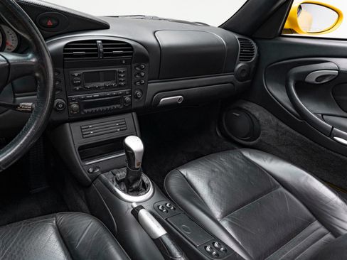 Used 2004 Porsche 911 Carrera 4S AWD/4WD image 23