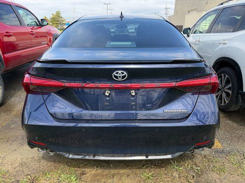 Certified 2021 Toyota Avalon Touring w/ Advanced Safety Package FWD image 4