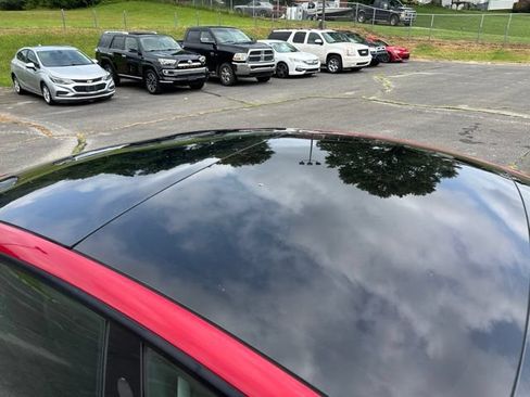 Used 2023 Tesla Model 3 Standard Range RWD image 10