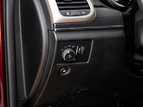 Used 2017 Jeep Grand Cherokee Limited image 35