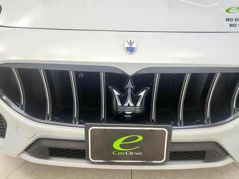 Used 2023 Maserati Grecale GT AWD/4WD image 23