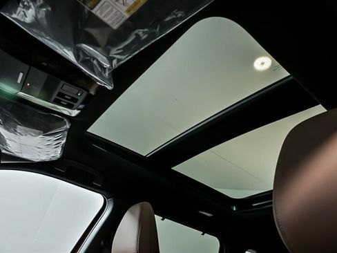 New 2025 Mitsubishi Outlander SEL image 15