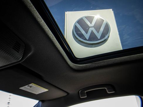 New 2026 Volkswagen Atlas Cross Sport SEL R-Line image 51