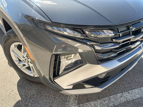 New 2026 Hyundai Tucson SE image 10