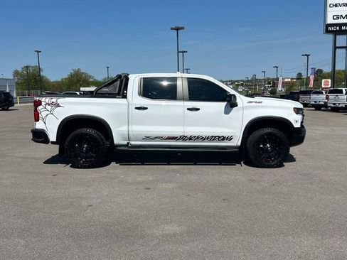 Used 2023 Chevrolet Silverado 1500 ZR2 w/ Technology Package AWD/4WD image 3