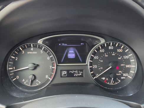 Used 2014 Nissan Altima 2.5 SL w/ Moonroof Package FWD image 16