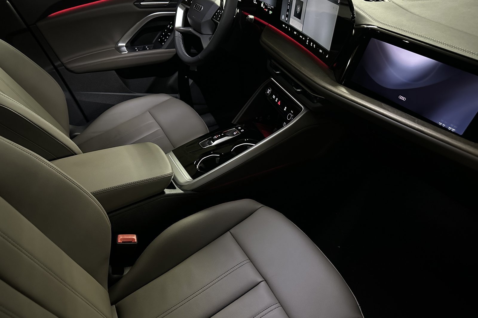 New 2026 Audi Q5 Premium Plus AWD/4WD image 15