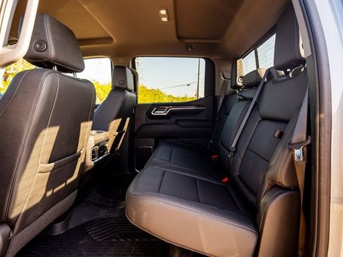 Certified 2024 GMC Sierra 1500 Elevation w/ Elevation Premium Package image 8