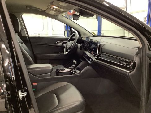 Certified 2024 Kia Sportage EX AWD/4WD image 12