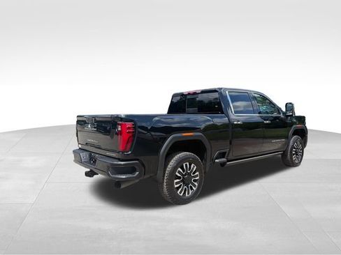 Used 2024 GMC Sierra 2500 Denali Ultimate w/ Snow Plow Prep/Camper Package AWD/4WD image 3