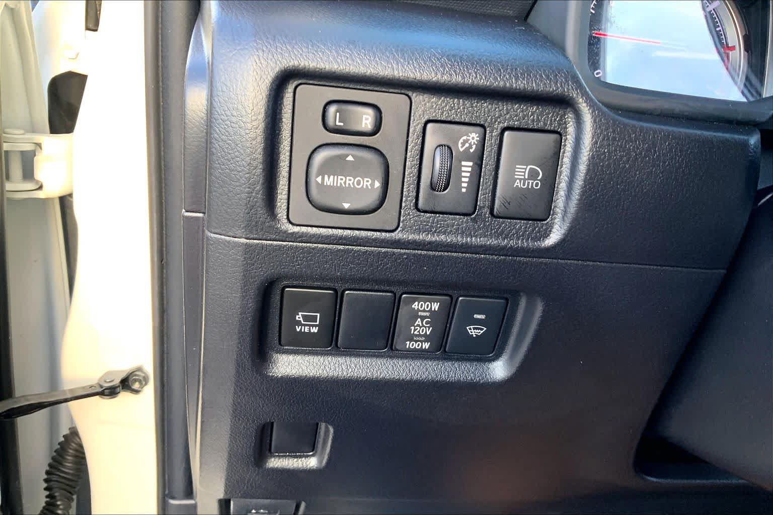 Used 2022 Toyota 4Runner Limited RWD image 34