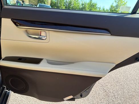 Used 2016 Lexus ES 350 w/ Premium Package w/Wood Trim FWD image 51