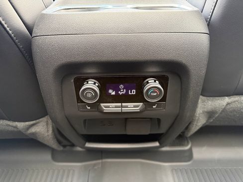New 2026 Buick Enclave Avenir w/ Super Cruise Package AWD/4WD image 30