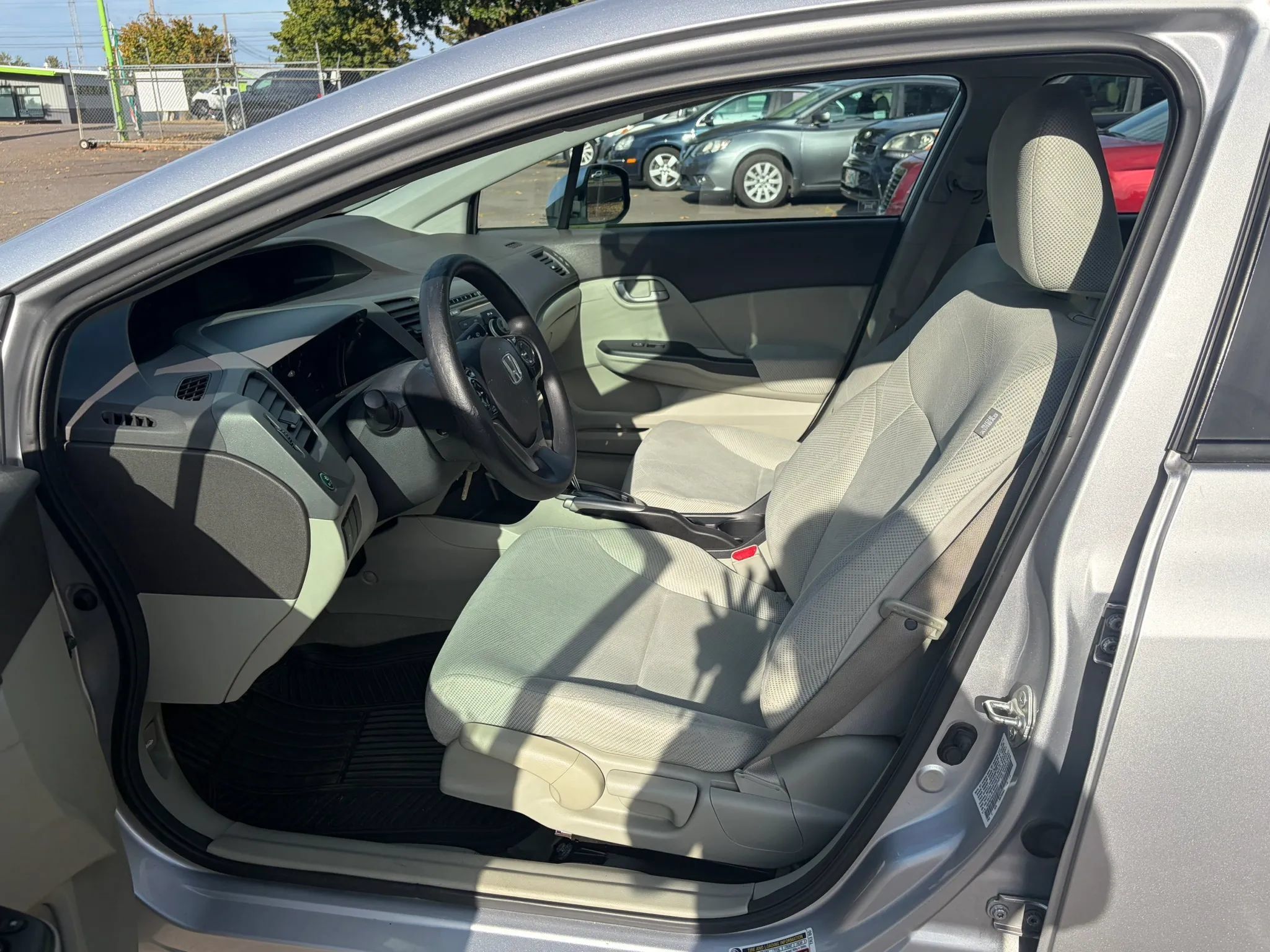 Used 2012 Honda Civic LX image 9
