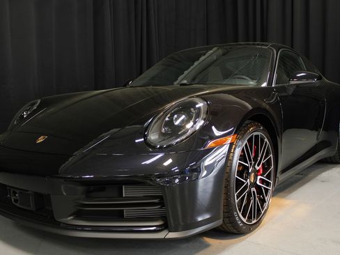 New 2026 Porsche 911 Carrera 4S image 7