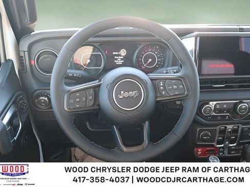 New 2026 Jeep Gladiator Rubicon w/ Steel Power Dome Hood Package AWD/4WD image 10