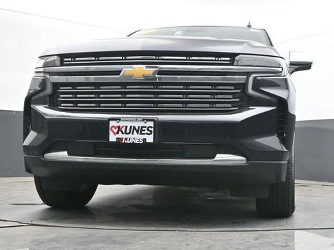 Used 2023 Chevrolet Suburban Premier AWD/4WD image 49