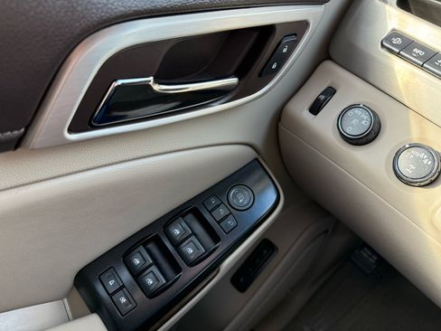 Used 2018 GMC Yukon XL Denali w/ Open Road Package image 31