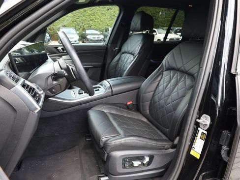 Used 2024 BMW X5 sDrive40i w/ Premium Package RWD image 19