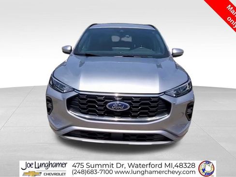 Used 2024 Ford Escape ST-Line Select w/ Tech Pack #1 AWD/4WD image 3