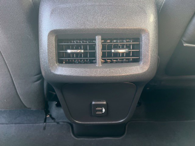 Used 2024 GMC Terrain SLE w/ Driver Convenience Package AWD/4WD image 18
